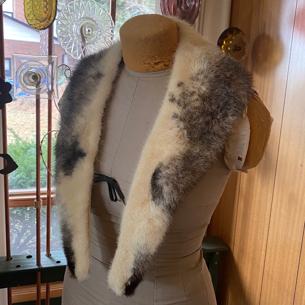 Vintage authentic fur detachable collar, stole, wrap